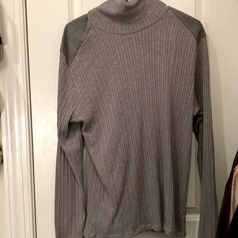 Gray Turtleneck with Velvet Shoulders